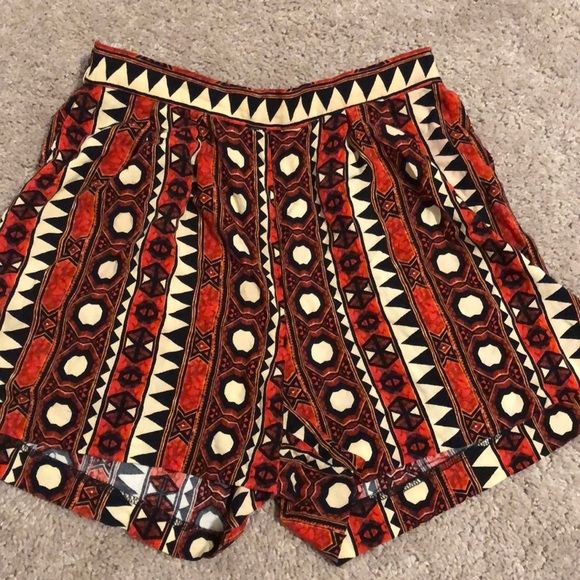 H&M Shorts - Picture 1 of 1